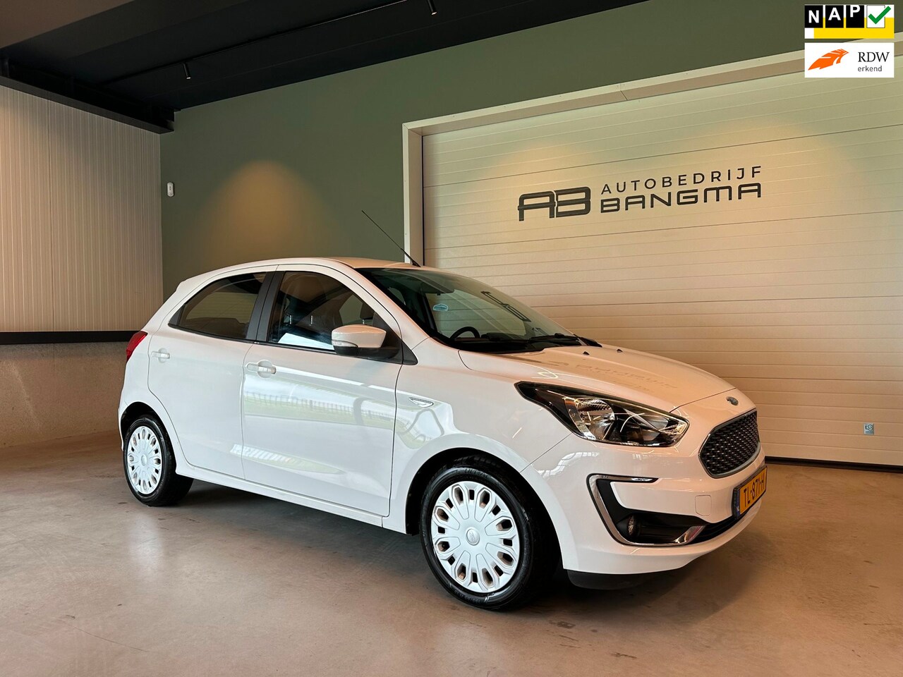 Ford Ka - 1.2 TREND ULTIMATE-uitv|AIRCO|CRUISE CONTROL|ISOFIX|AUX+USB|BLUETOOTH|STUURBEKRACHTIGING|n - AutoWereld.nl