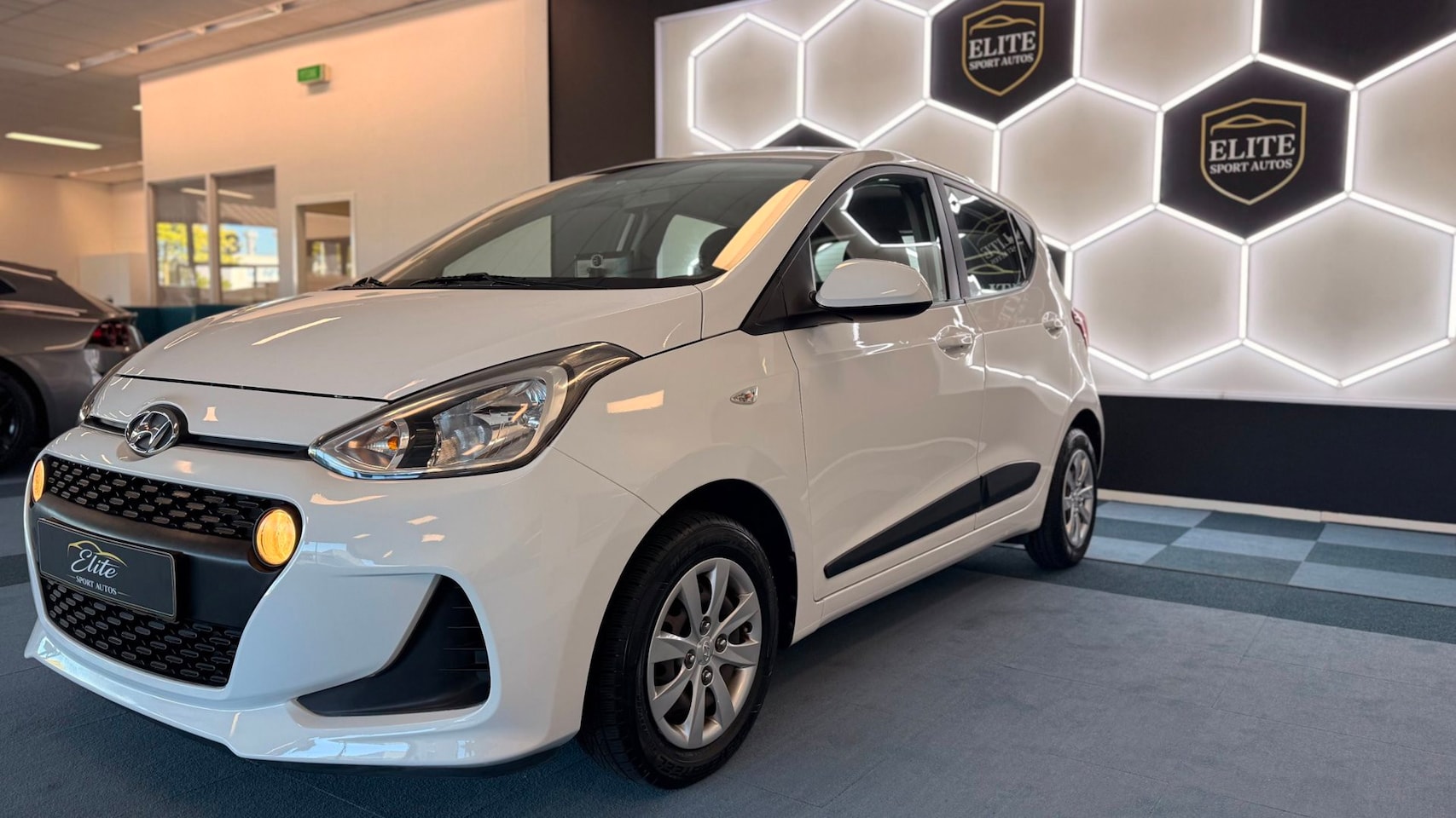 Hyundai i10 - 1.0i Comfort 1.0i Comfort - AutoWereld.nl