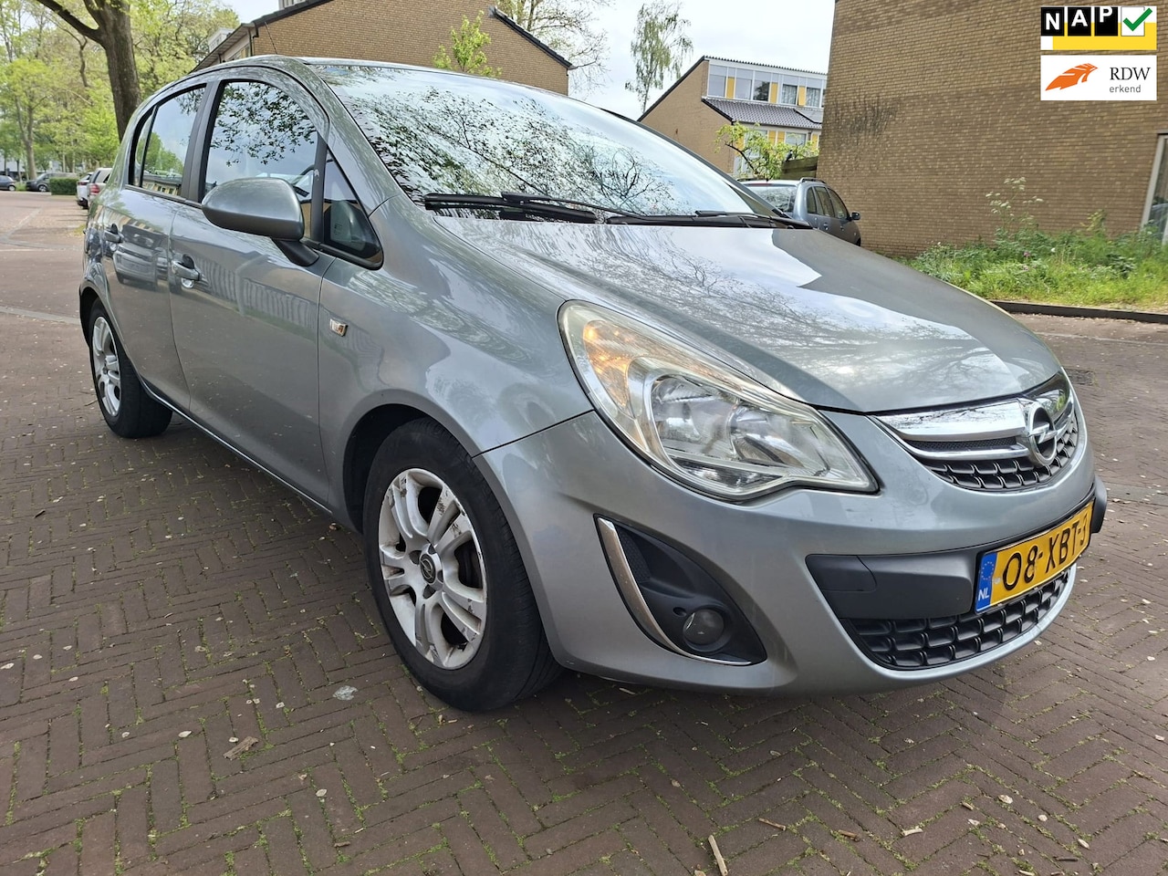 Opel Corsa - Airco / 5 deurs / inruilkoopje - AutoWereld.nl