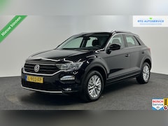 Volkswagen T-Roc - 1.0 TSI Style Business TREKHAAK CARPLAY NAVI ADAPTIEF CRUISE