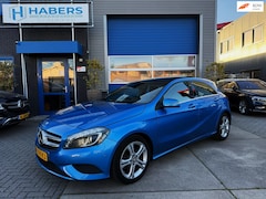 Mercedes-Benz A-klasse - 200 Prestige AMG 156PK|Xenon\Led|Kantel/Schuifdak|Carplay|Cruise Contro|Detectie|Bots prev