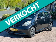 Toyota Aygo - 1.0-12V + automaat NAP