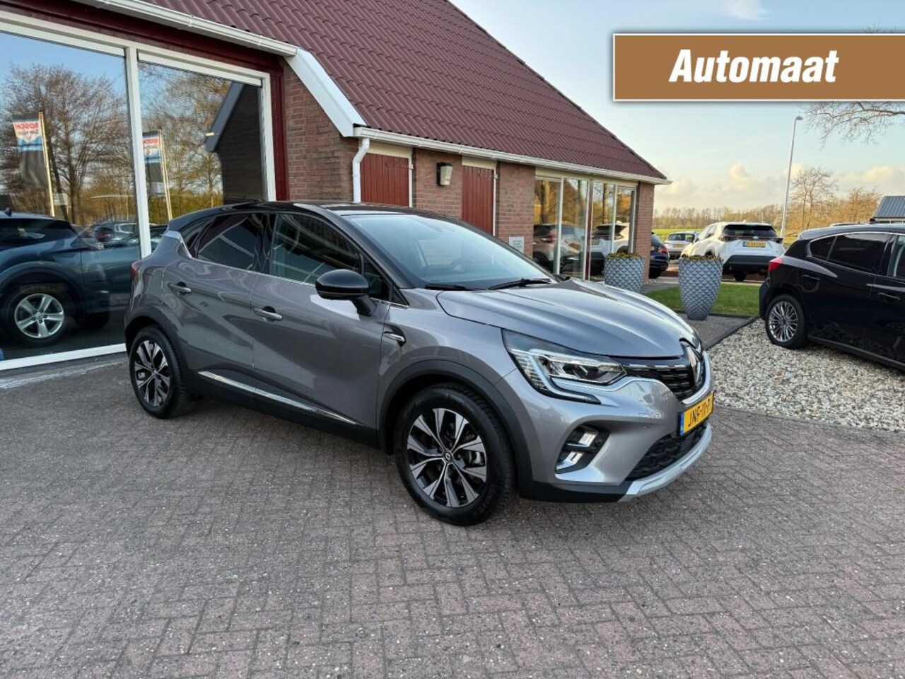 Renault Captur - 1.6 E-TECH HYBRID 145 PK TECHNO Camera/Navigatie/Cruise Control - AutoWereld.nl