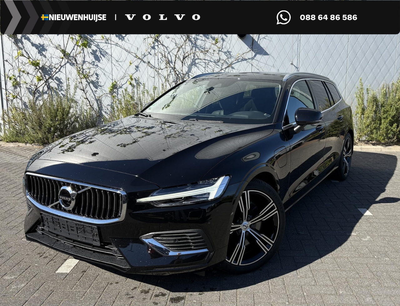 Volvo V60 - 2.0 T6 Plug-in Hybrid AWD Inscription | Long Range PHEV | Trekhaak | Panoramadak | Harman - AutoWereld.nl
