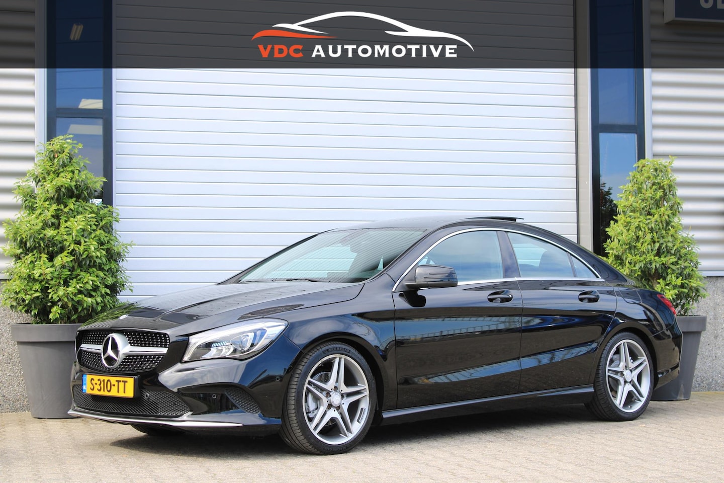 Mercedes-Benz CLA-Klasse - 180 Pano | Trekhaak | Carplay | Stoelverwarming | LED | Cruisecontrol | Volledig Onderhoud - AutoWereld.nl