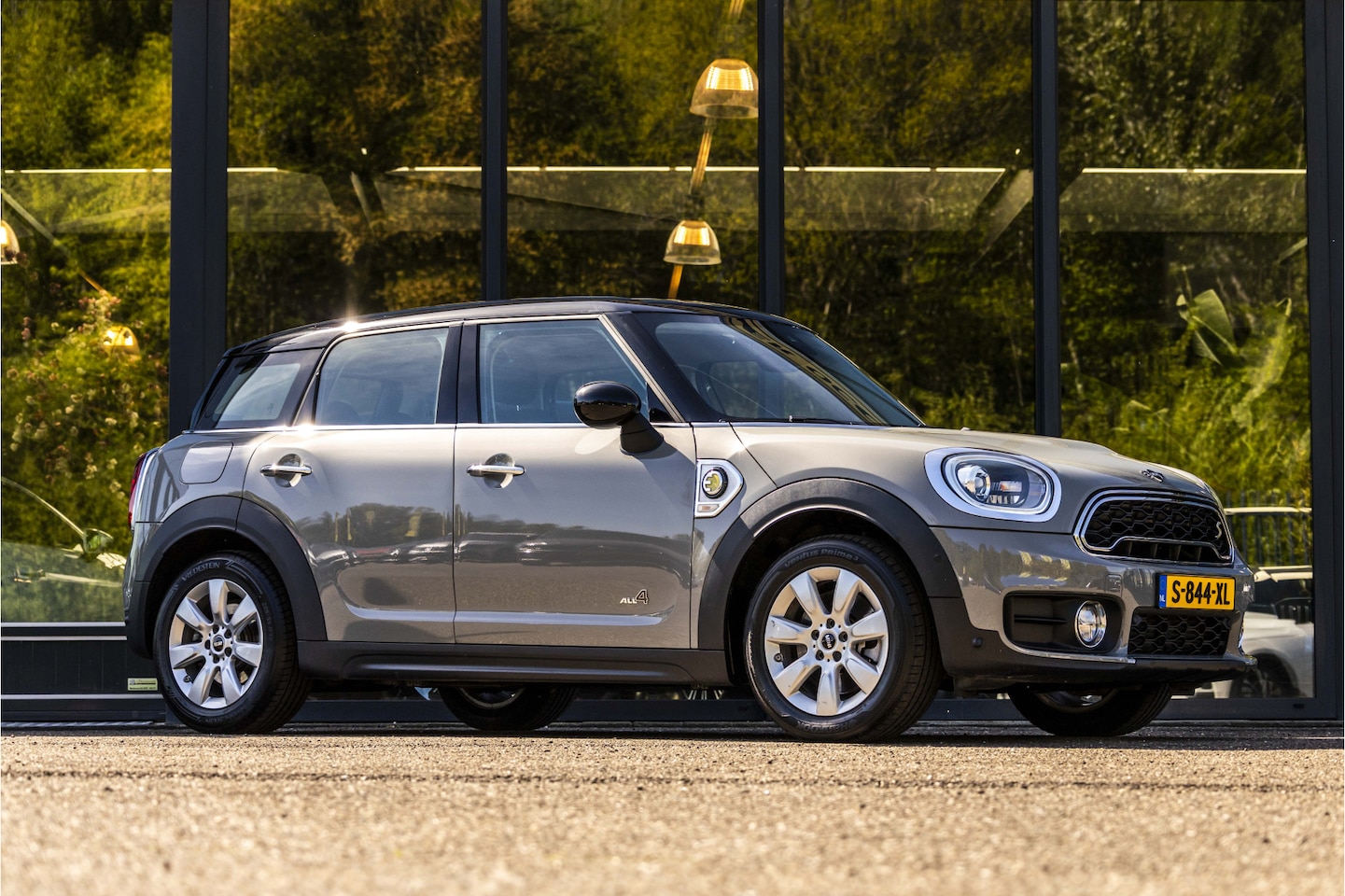 MINI Countryman - Mini 1.5 Cooper S E ALL4 Pepper - AutoWereld.nl