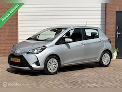 Toyota Yaris - 1.0 VVT-i Comfort Navi Camera PDC