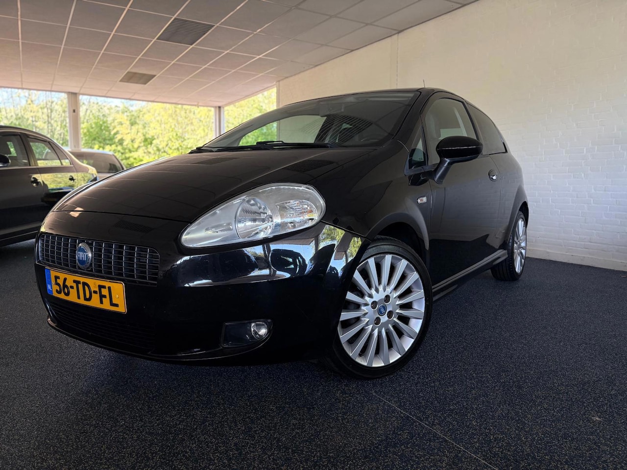 Fiat Grande Punto - 1.4-16V Sport | LMV | Climate | Airco | 3 Drs | Origineel NL | NAP | - AutoWereld.nl