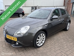 Alfa Romeo Giulietta - 1.4 T Exclusive automaat apk 06-'27