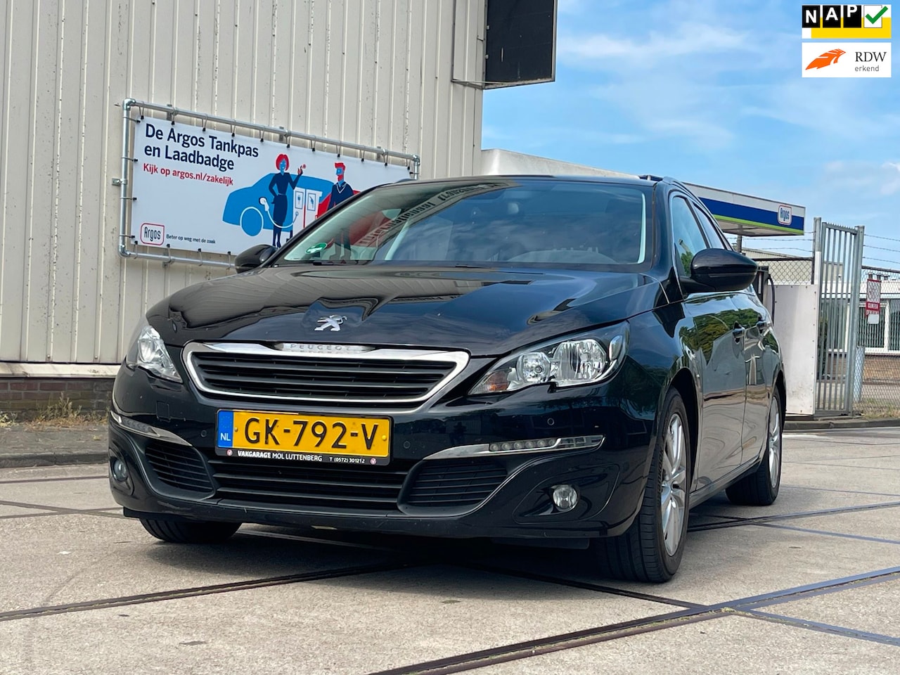 Peugeot 308 SW - 1.6 BlueHDI Blue Lease Executive Pack 1.6 BlueHDI Blue Lease Executive Pack Pano/Navi/Pdc - AutoWereld.nl
