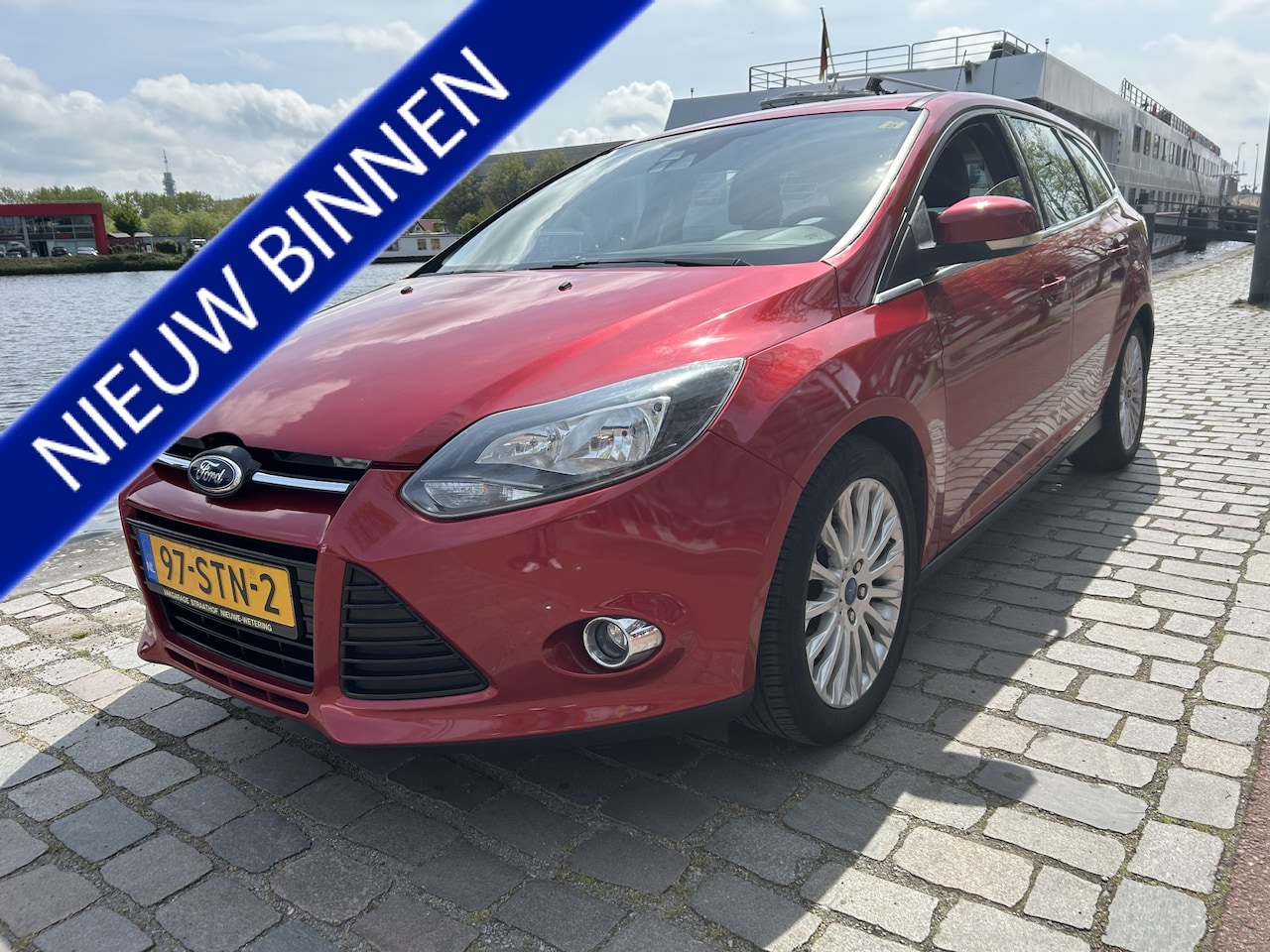 Ford Focus Wagon - 1.6 EcoBoost First Edition Navigatie Airco/ecc Apk - AutoWereld.nl