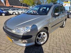 Peugeot 206 SW - 1.6-16V XS-line 2004. Airco/Lichtmetaal/Mistlampen etc.. APK 03-2027