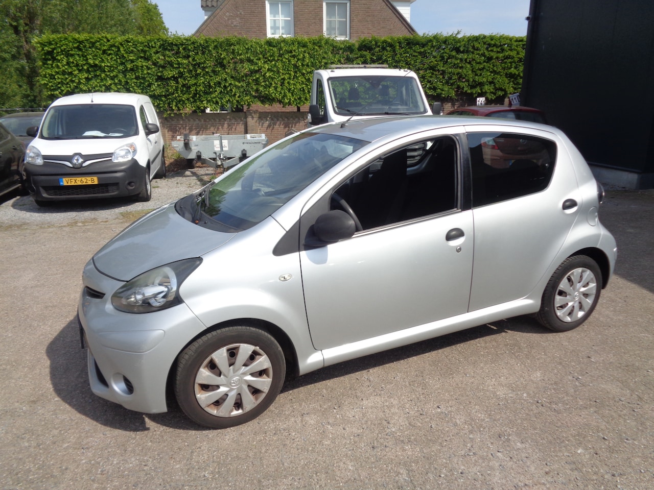 Toyota Aygo - 1.0 VVT-i Comfort airco, CV, Electr ramen, 5 deurs - AutoWereld.nl