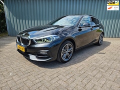 BMW 1-serie - 118i Business Sport Edition Automaat Navi Led lmv