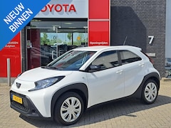 Toyota Aygo X - Play CAMERA ADAPTIVE CRUISE APPLE CAR PLAY & ANDROID AUTO