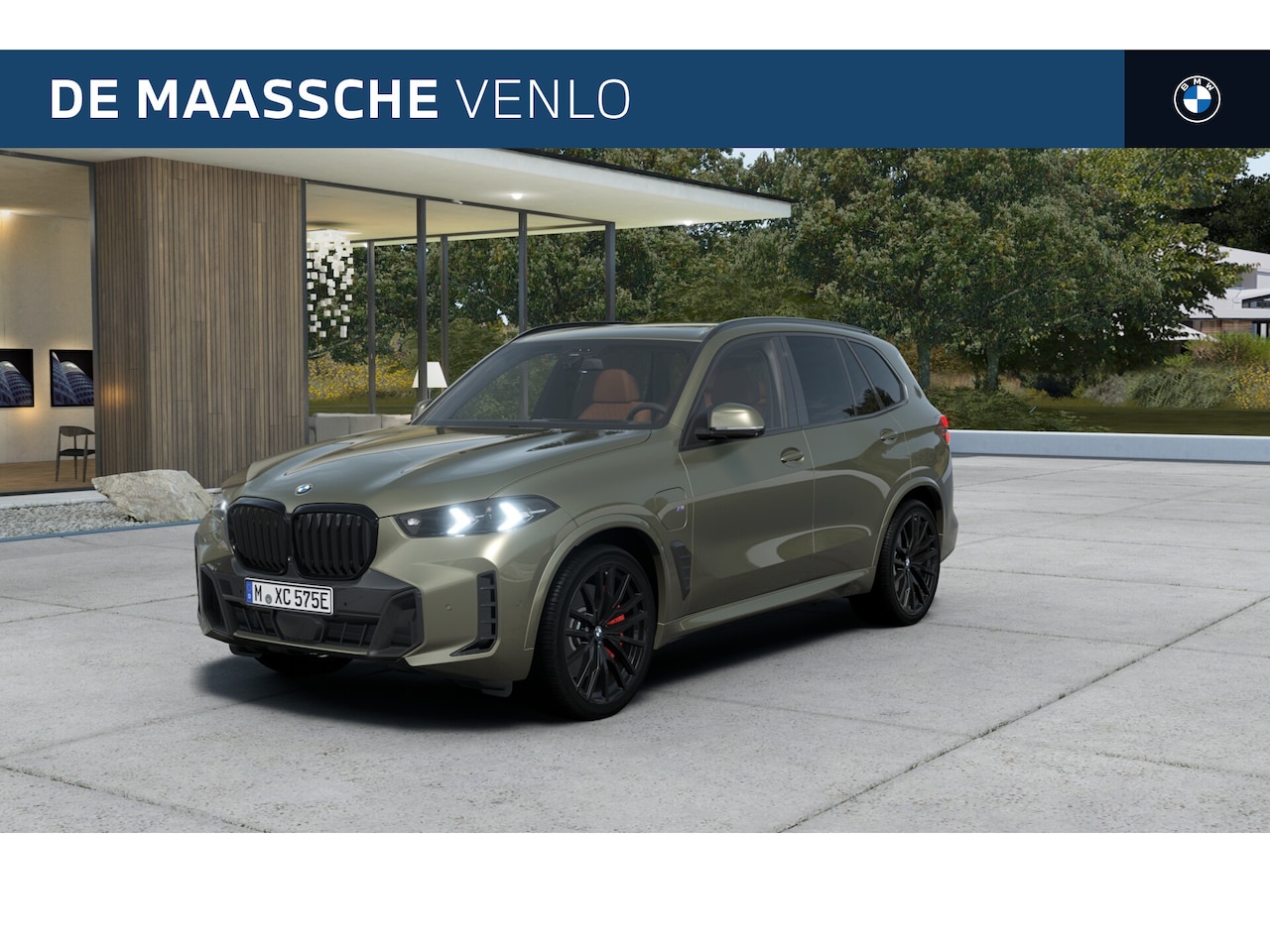 BMW X5 - xDrive50e M Sport Automaat / Panoramadak Sky Lounge / Trekhaak / Bowers & Wilkins / Parkin - AutoWereld.nl
