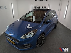 Ford Fiesta - 1.5 EcoBoost ST-3 | Pano | Dealer ond. | Org. NL