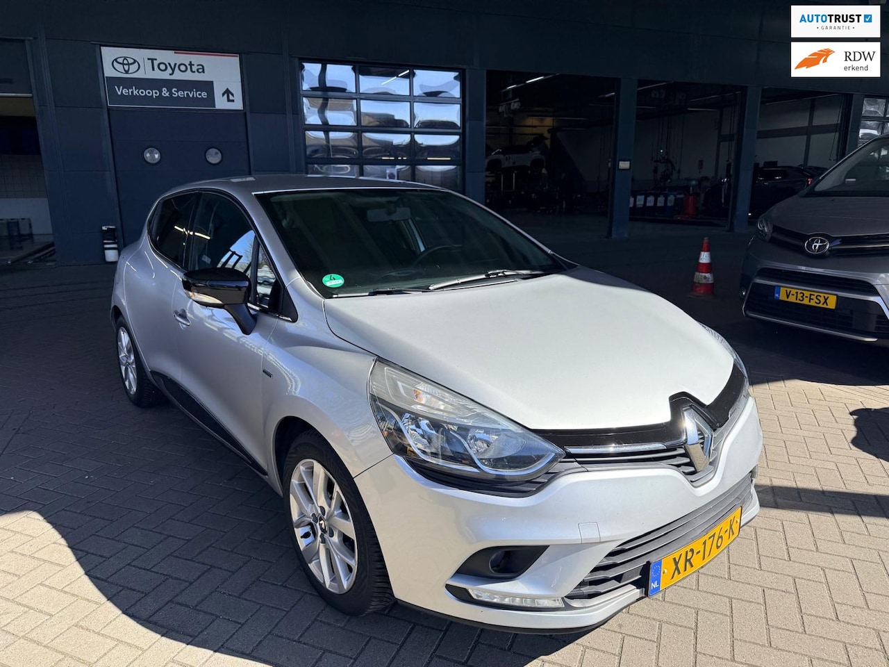 Renault Clio - 0.9 TCe Limited AIRCO - AutoWereld.nl