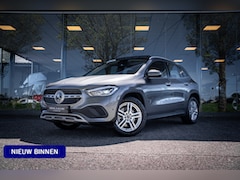 Mercedes-Benz GLA-Klasse - 250 e Style * Panodak * Trekhaak * LED