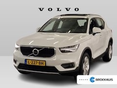 Volvo XC40 - T2 Business Pro | Panoramadak | BLIS | Camera | Trekhaak | Adaptieve Cruise | Stoelverwarm