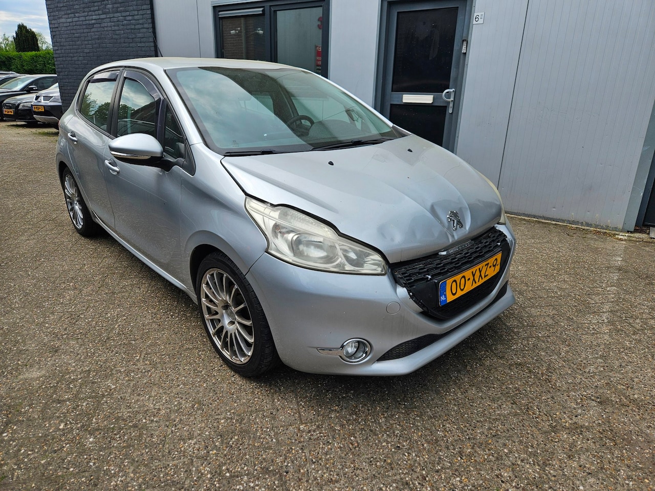 Peugeot 208 - 1.2 VTi Blue Lease|Airco|Navi|Cruise - AutoWereld.nl