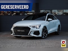 Audi A3 Limousine - 35 TFSI 3x S-Line /LED/PANODAK/SFEERVERL./KEYLESS/STOELVERW./CARPLAY/PDC