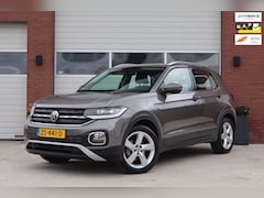 Volkswagen T-Cross - 1.0 TSI Style Automaat - Trekhaak - Virtual cockpit - Led - Stoelverwarming - Climate - Ca