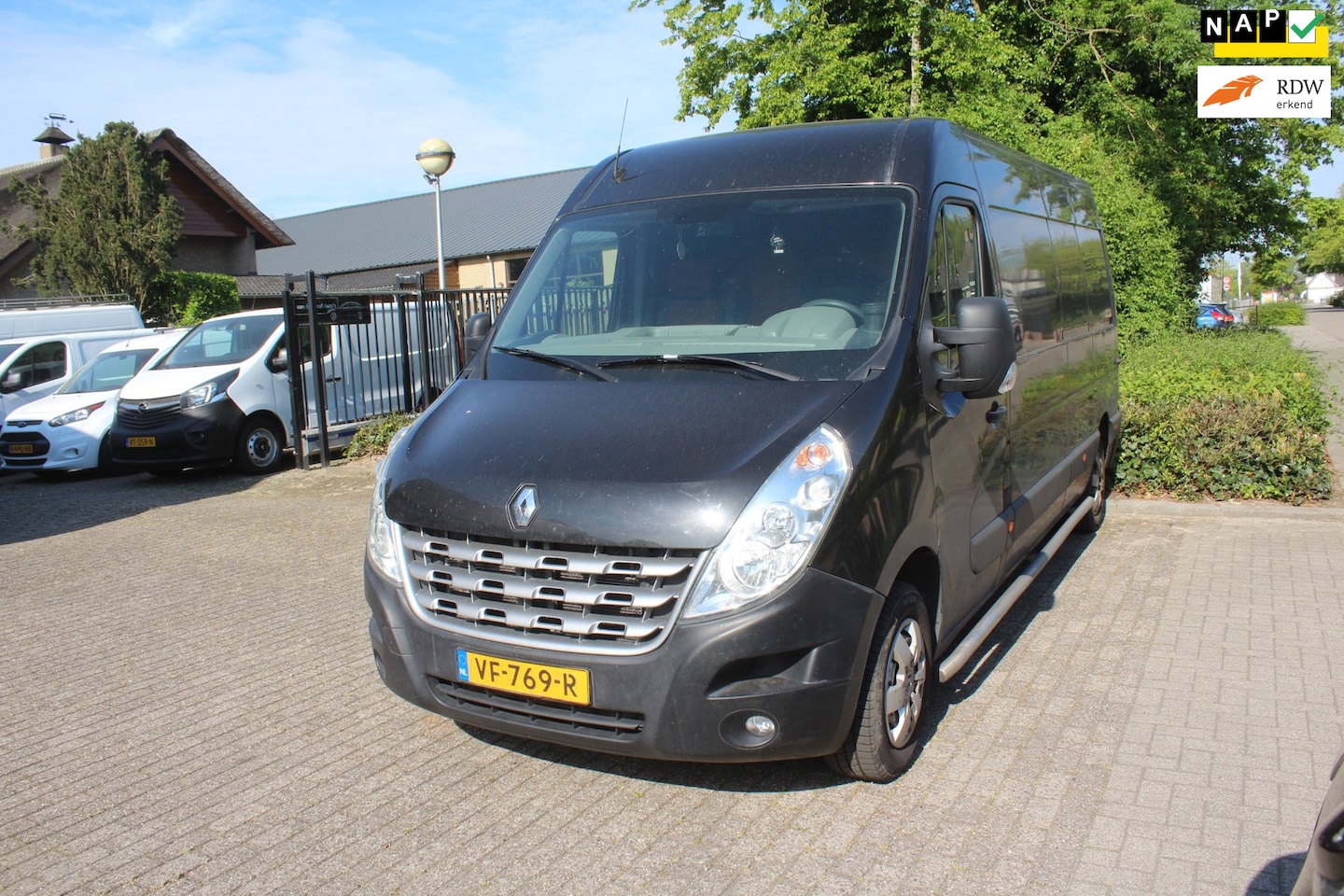 Renault Master - Maxi zeer nette gave bus T35 2.3 dCi L3H2 Eco - AutoWereld.nl