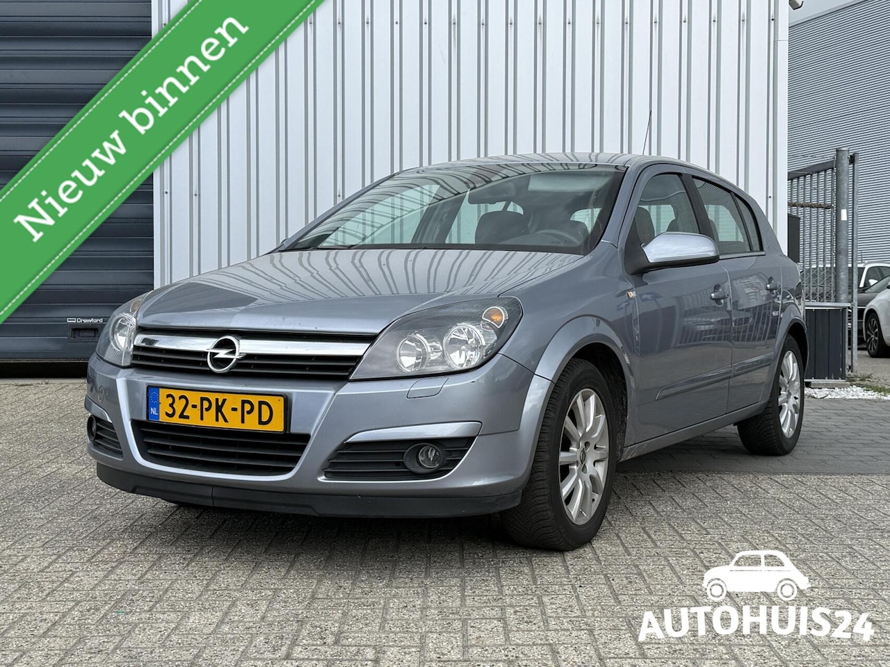 Opel Astra - 1.6 Cosmo CLIMA CRUISE LMV APK-02-2027 - AutoWereld.nl