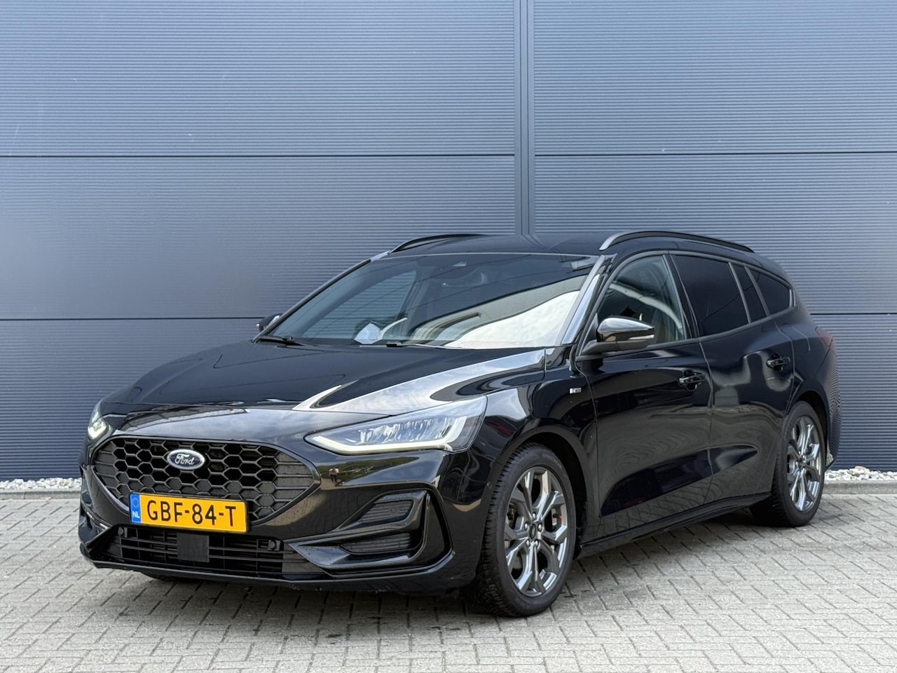 Ford Focus Wagon - 1.0 EcoBoost Hybrid 125pk ST-Line | Navigatie | Parkeerhulp | Camera | Carplay/Android Aut - AutoWereld.nl