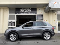 Volkswagen Tiguan - 1.4 TSI DSG 2017 4M Highline Pano
