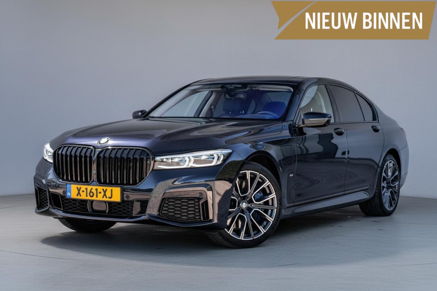 BMW 7-serie - 745e High Executive M-sport |Pano|Laser|Luchtvering|H&K|Achterwiel-besturing|Massage|Carbo - AutoWereld.nl