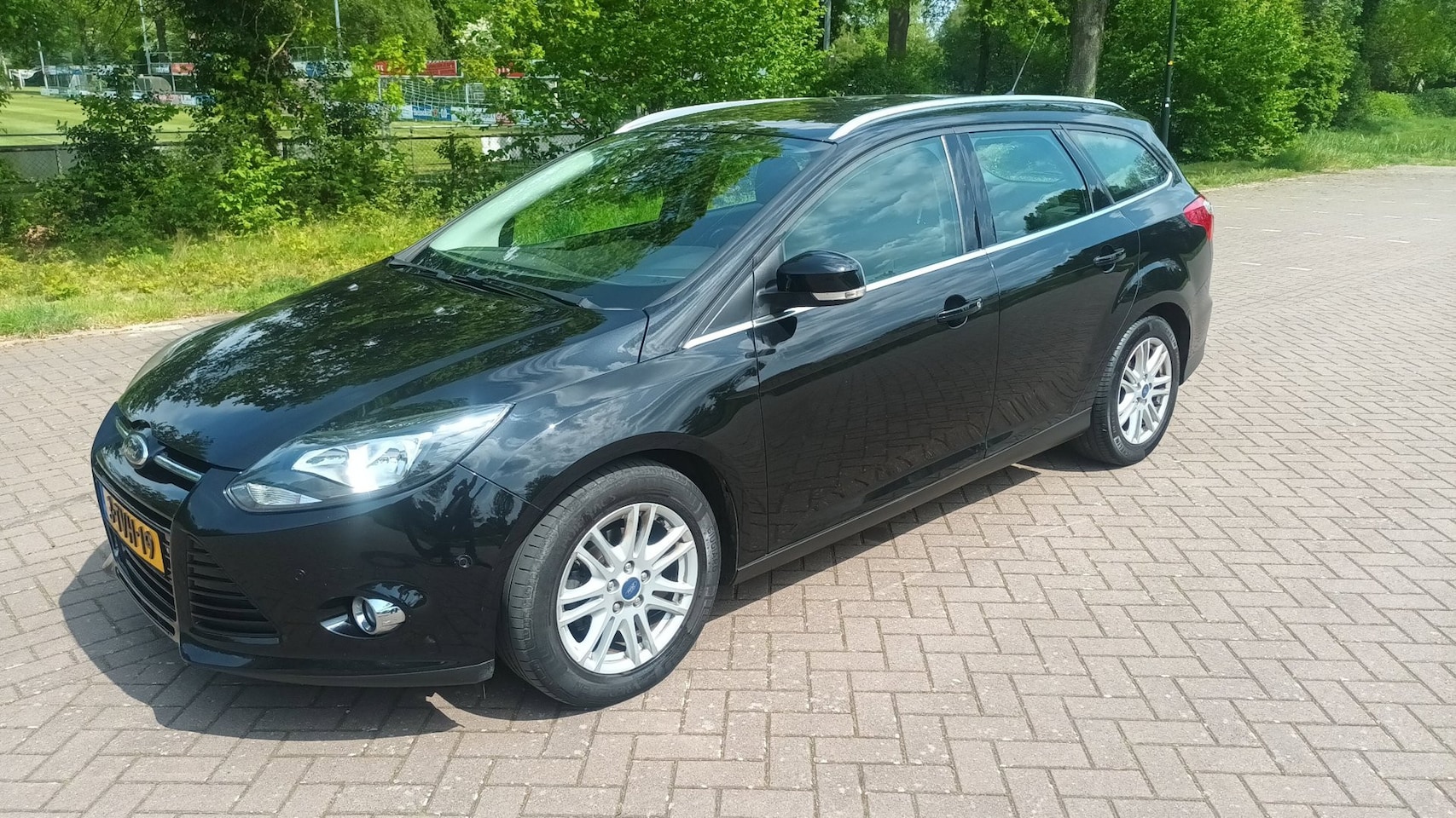 Ford Focus Wagon - 1.0 EcoBoost Clima / Cruise control / Pdc - AutoWereld.nl