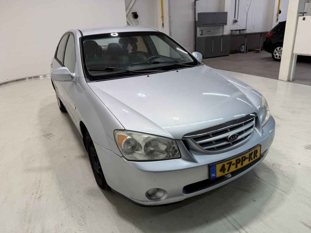 Kia Cerato - 1.6-16V LX 1.6-16V LX - AutoWereld.nl