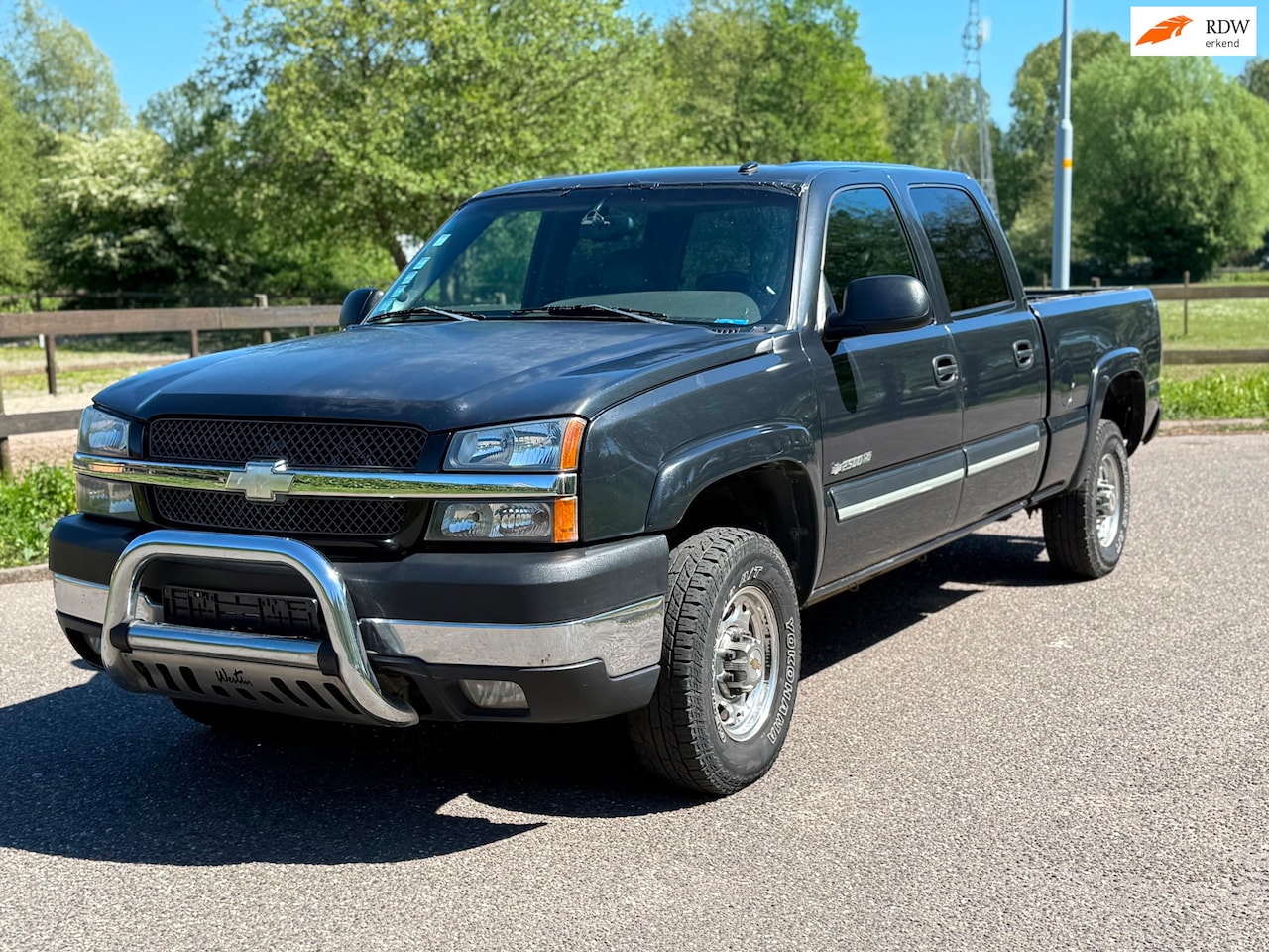 Chevrolet Silverado - 2500 Heavy Duty V8 8.1 4X4 Dubbel Cabine - AutoWereld.nl