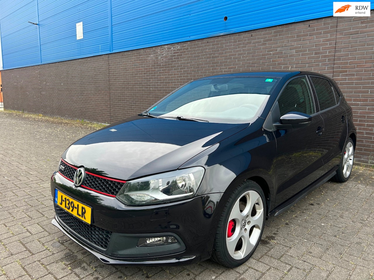 Volkswagen Polo - 1.4 TSI GTI | Automaat | Cruise | Climate | Parkeersensoren | Stoelverwarming | El. Ramen - AutoWereld.nl