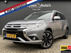 Mitsubishi Outlander - 2.0 PHEV Instyle+ 204 pk 4WD AUT. | navigatie | schuifdak | trekhaak | leder interieur | e