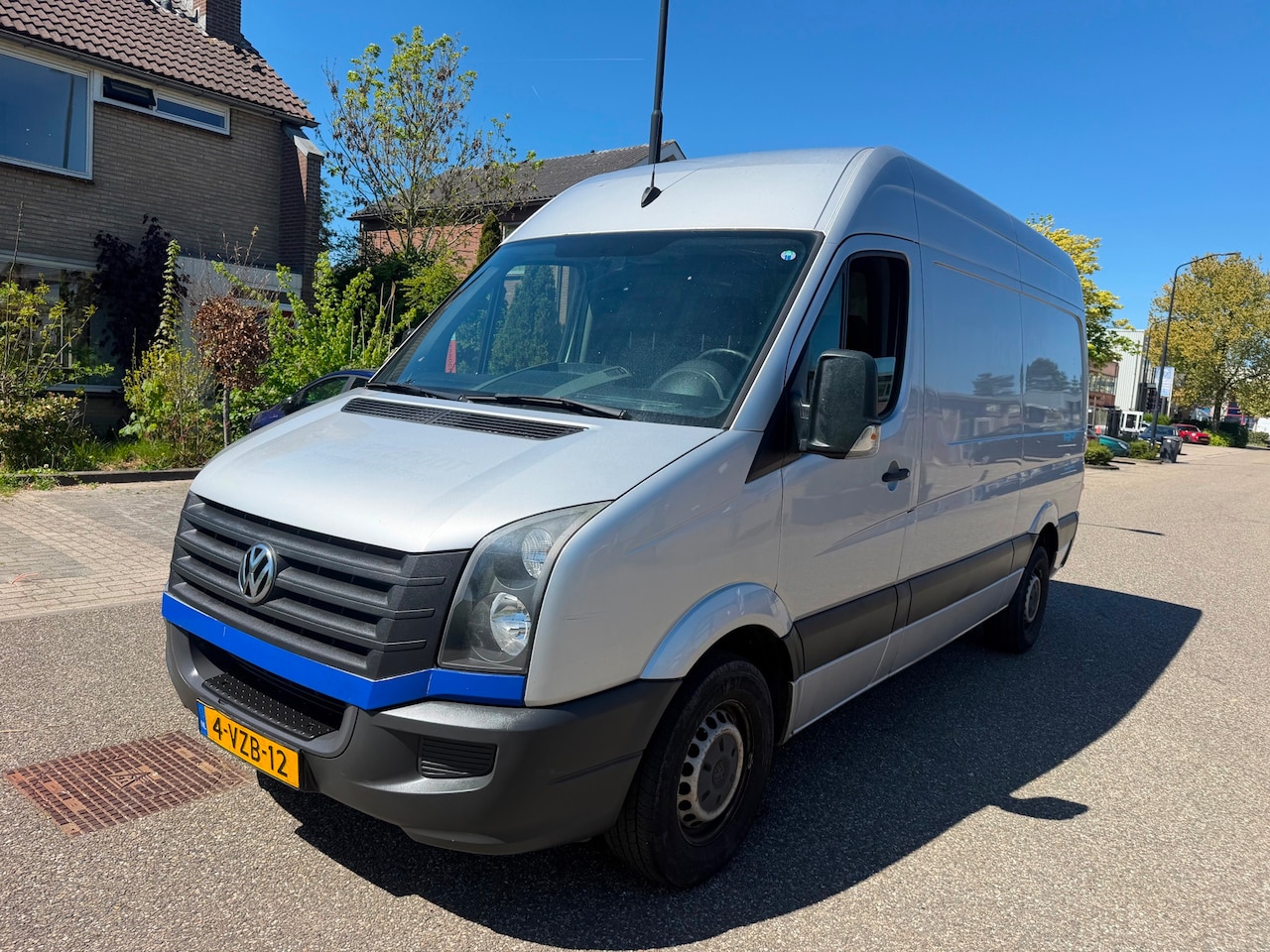 Volkswagen Crafter - 46 2.0 TDI L2H1 46 2.0 TDI L2H1 - AutoWereld.nl