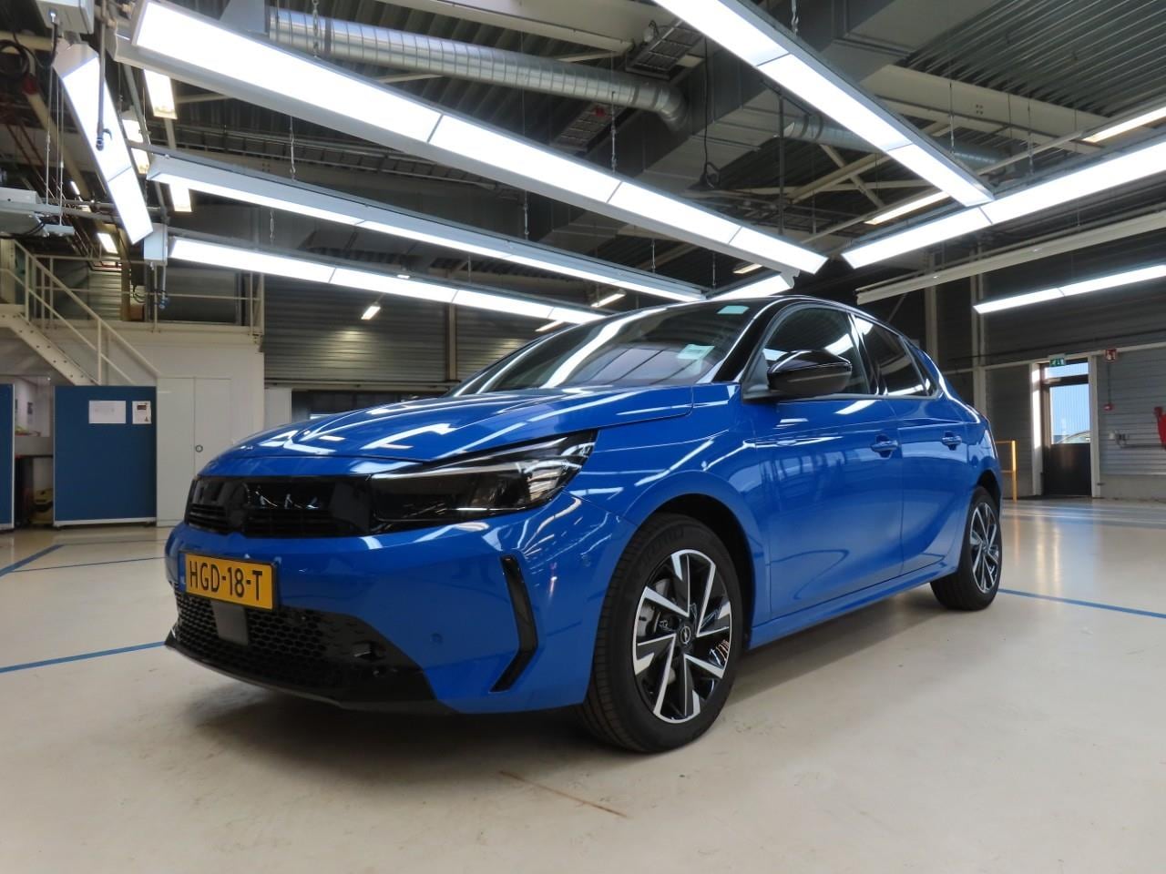 Opel Corsa - 1.2 Turbo Hybrid GS 110pk | Navigatie | Dodehoek-Detectie | Achteruitrijcamera | Climate C - AutoWereld.nl