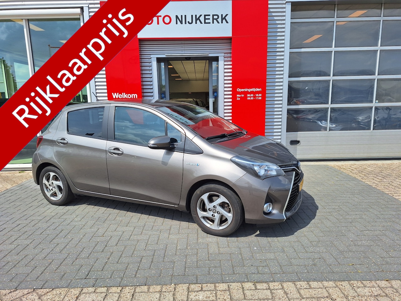 Toyota Yaris - 1.5 Hybrid Trend Limited met fietsendragerhouder - AutoWereld.nl