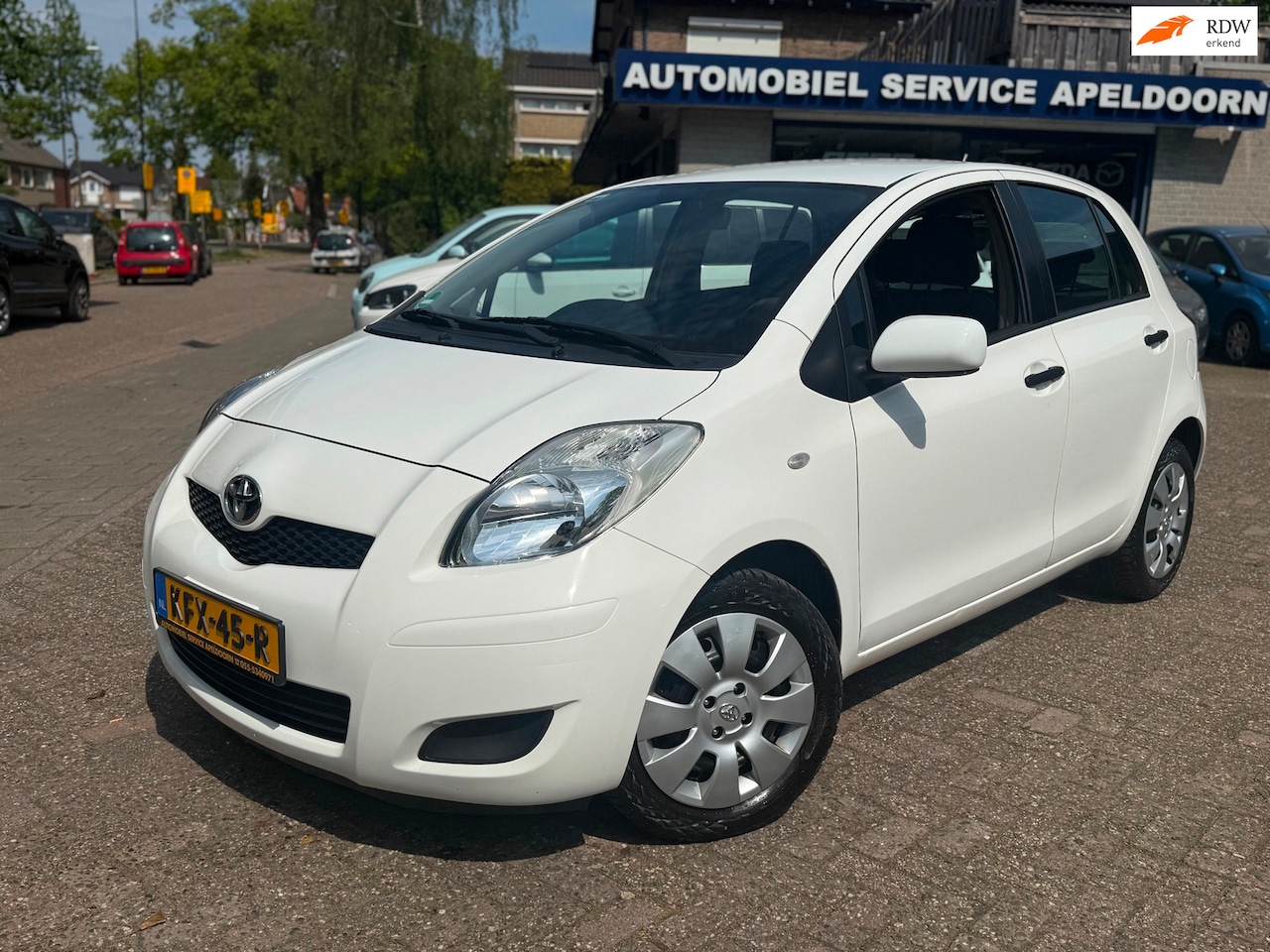 Toyota Yaris - 1.0 VVTi Cool *AIRCO*5DRS*ELEKTR. RAMEN*NW. APK*STUURBEKR.* - AutoWereld.nl