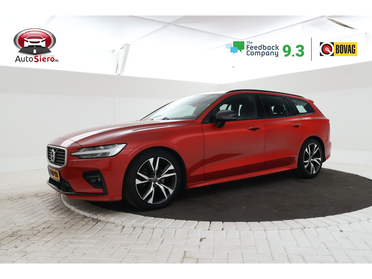Volvo V60 - 2.0 D4 R-Design Sport pack, Leer, Climate, Trekhaak - AutoWereld.nl