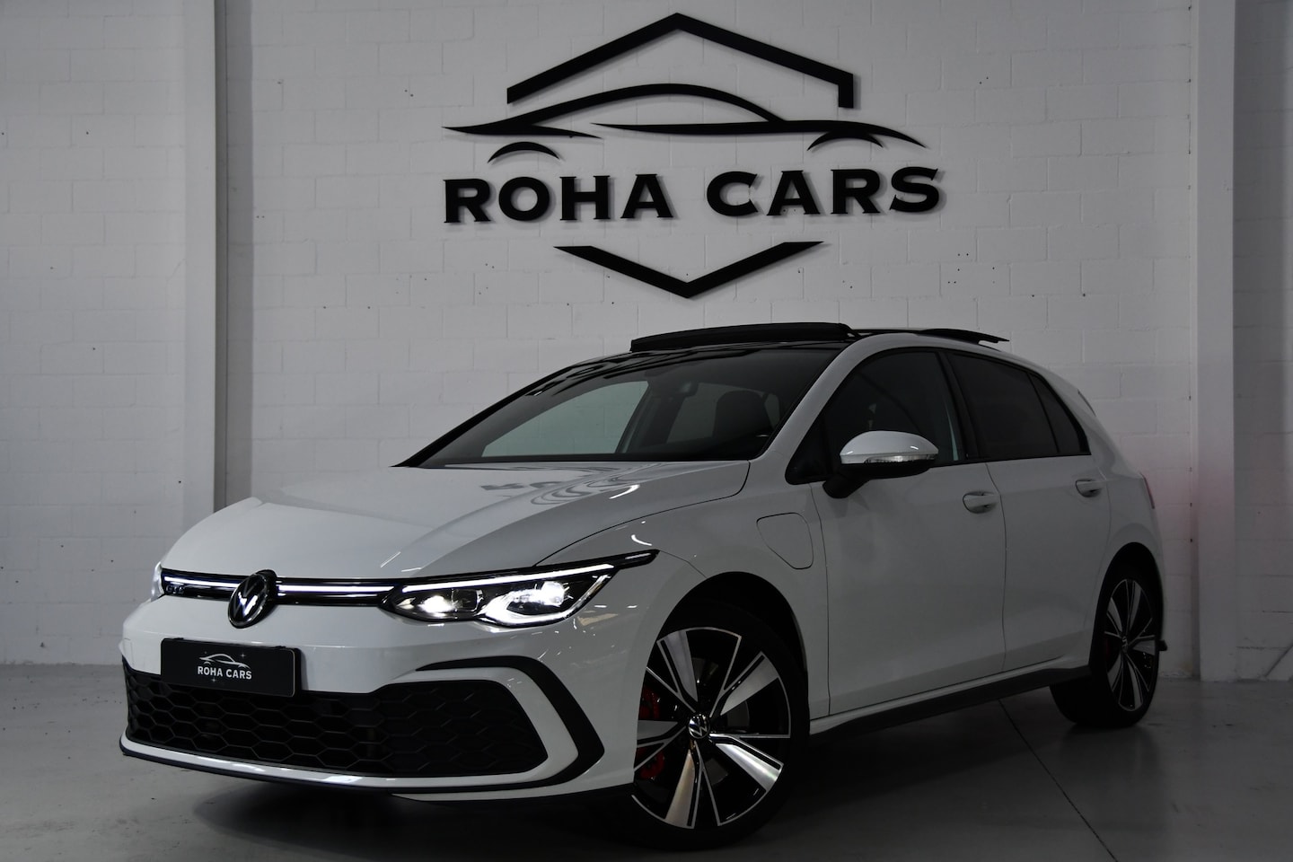 Volkswagen Golf - 1.4 eHybrid GTE Pano*Lane-assist*Sfeer - AutoWereld.nl
