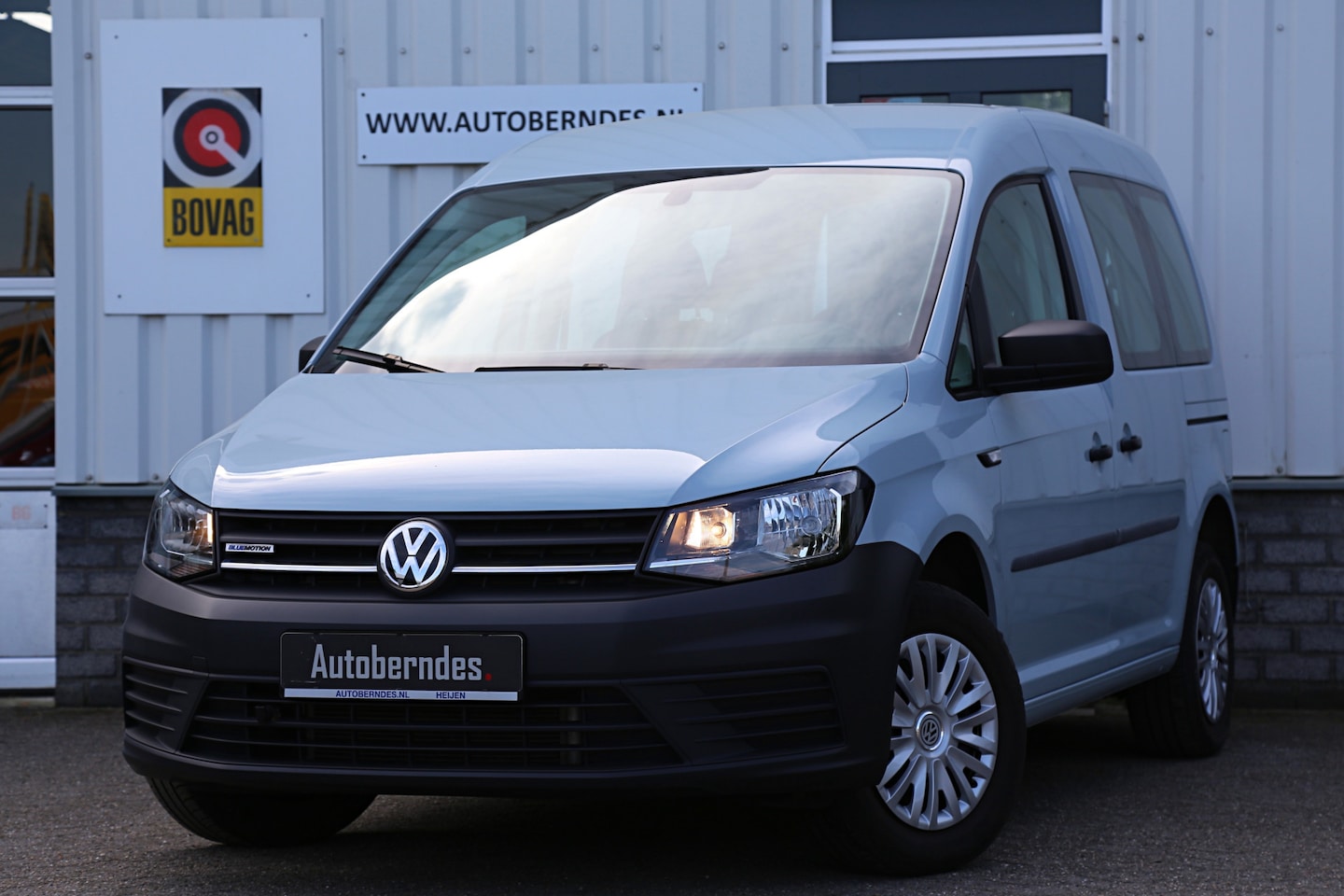 Volkswagen Caddy - 1.4 TGI Trendline 7 Persoons*Perfect VW Onderh.*2x zijschuifdeur/Stoelverw./Climate-Contro - AutoWereld.nl