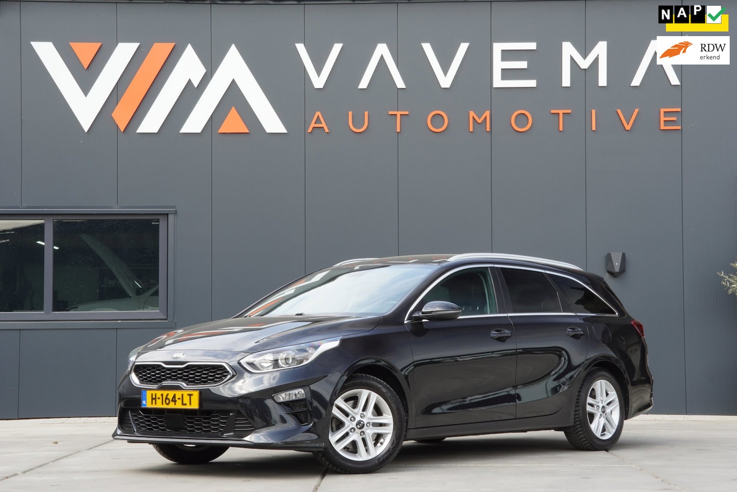Kia Cee'd Sportswagon - Ceed 1.0 T-GDi DynamicPlusLine 2020 Trekhaak Airco Stoelverwarming Carplay Android Keyless - AutoWereld.nl