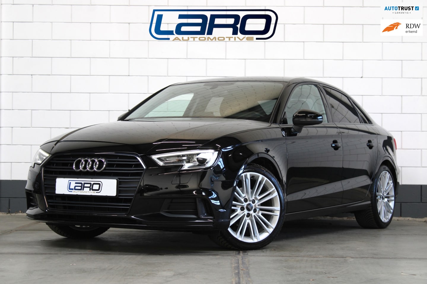 Audi A3 Limousine - 30 TFSI Sport | LED Cruise Climate CarPlay Stoelver. PDC - AutoWereld.nl