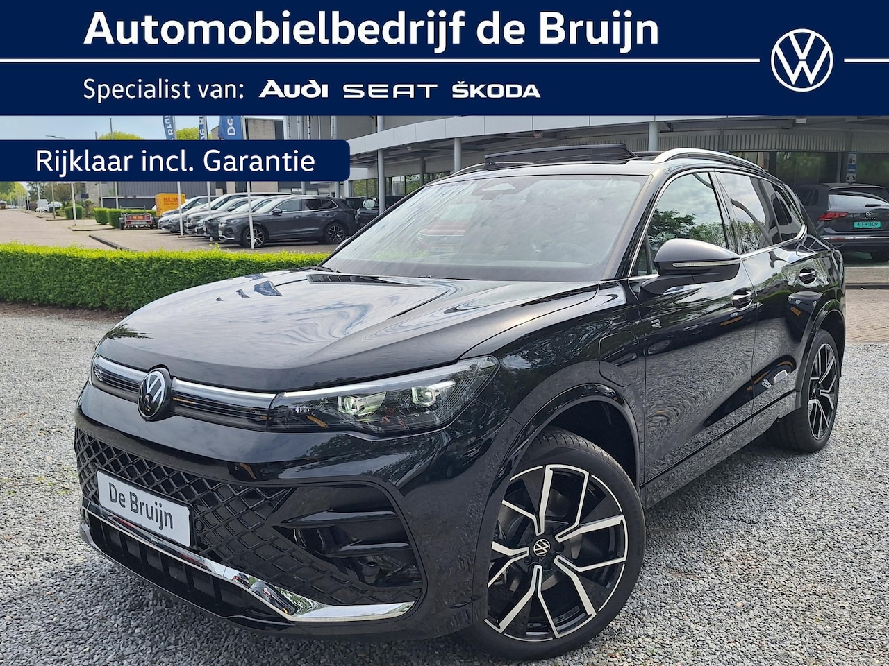 Volkswagen Tiguan - 1.5 eHybrid R-Line Edition (Pano,Trekhaak,Camera) - AutoWereld.nl