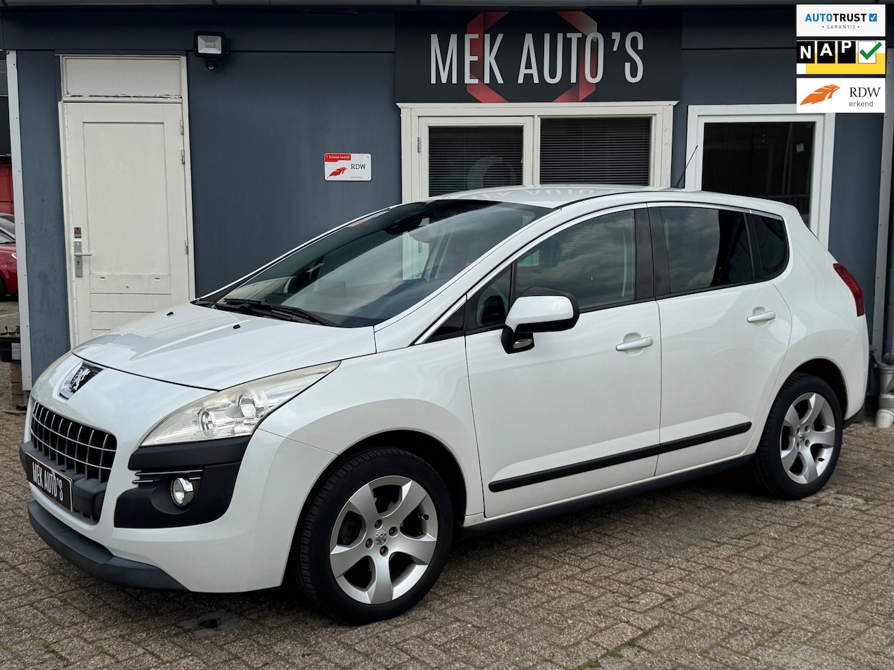 Peugeot 3008 - 1.6 VTi Blue Lease|Navi|Cruise|Climate|Nap|Parelmoer| - AutoWereld.nl