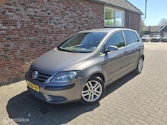 Volkswagen Golf - 1.6 FSI Comfortline