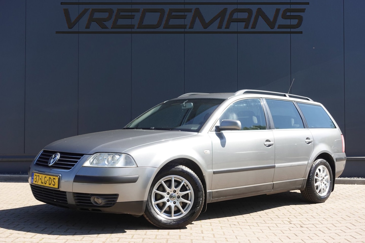 Volkswagen Passat Variant - 1.8 Turbo Automaat - AutoWereld.nl
